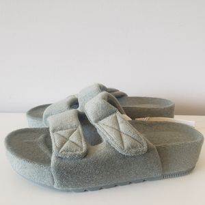 Women's Sage Green Platform Size 6